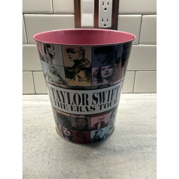 Taylor Swift The Eras Tour Popcorn Tin.  New - Picture 1 of 3